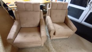 Renovace retro křesel